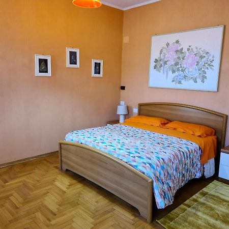 La Finestra Su Spello Appartement Buitenkant foto