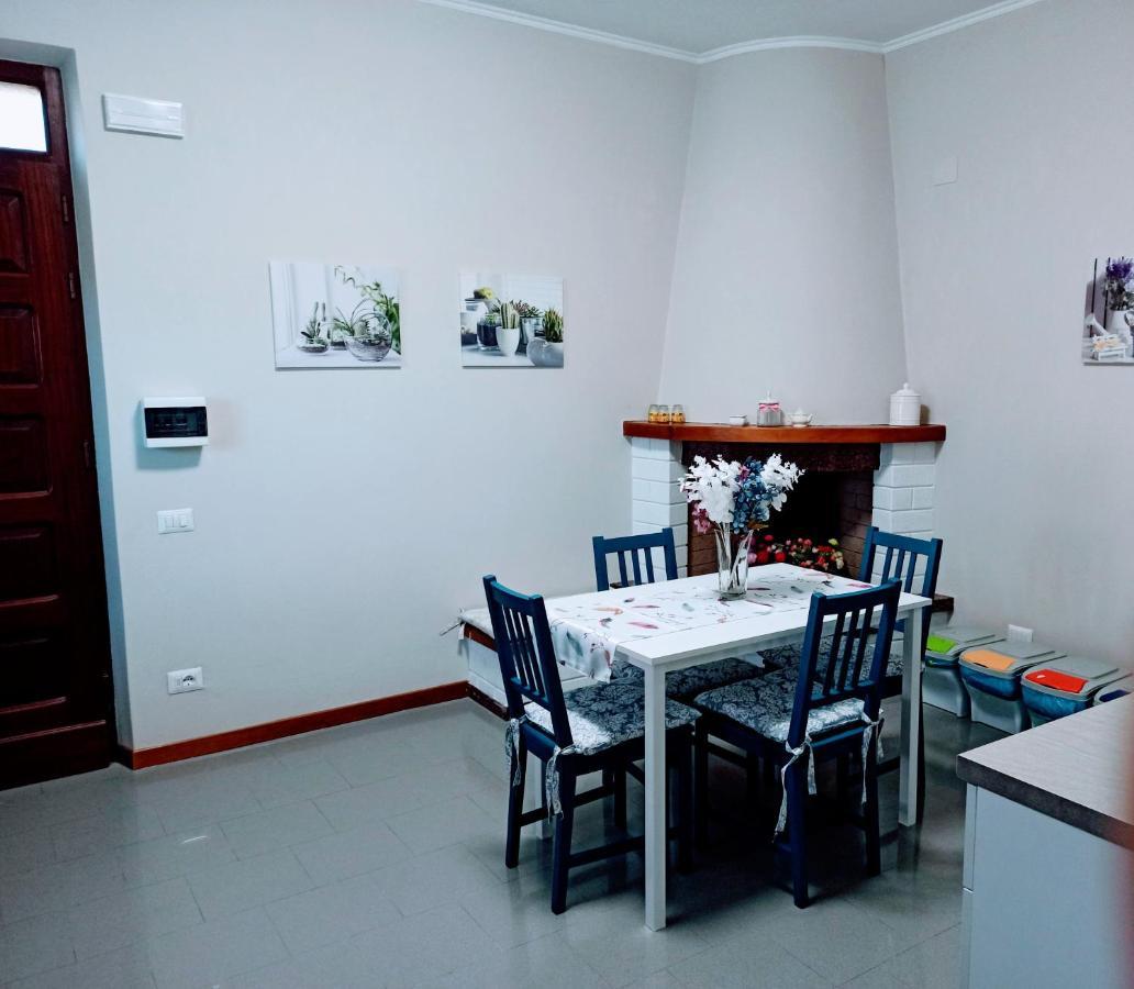 La Finestra Su Spello Appartement Buitenkant foto